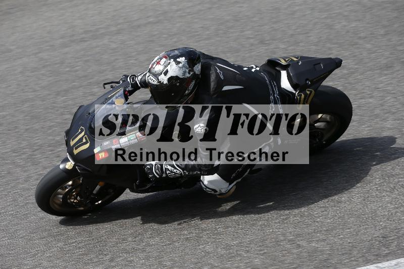 /10 20.04.2026  Pluess Moto Sport ADR/Freies Fahren/17